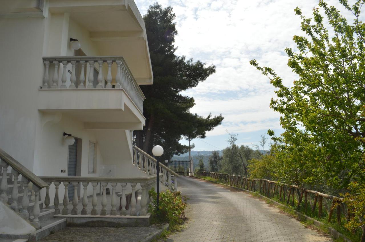 פסקיצ'י Agriturismo Valle Dei Gelsi חדר תמונה